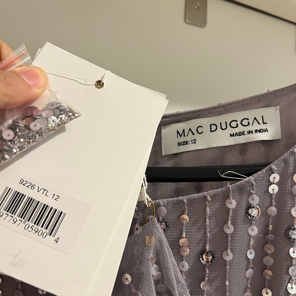 Mac Duggal Lavendar Sequin Embellished Long Sleeve A Line Full Length -size 12 - Picture 5 of 6